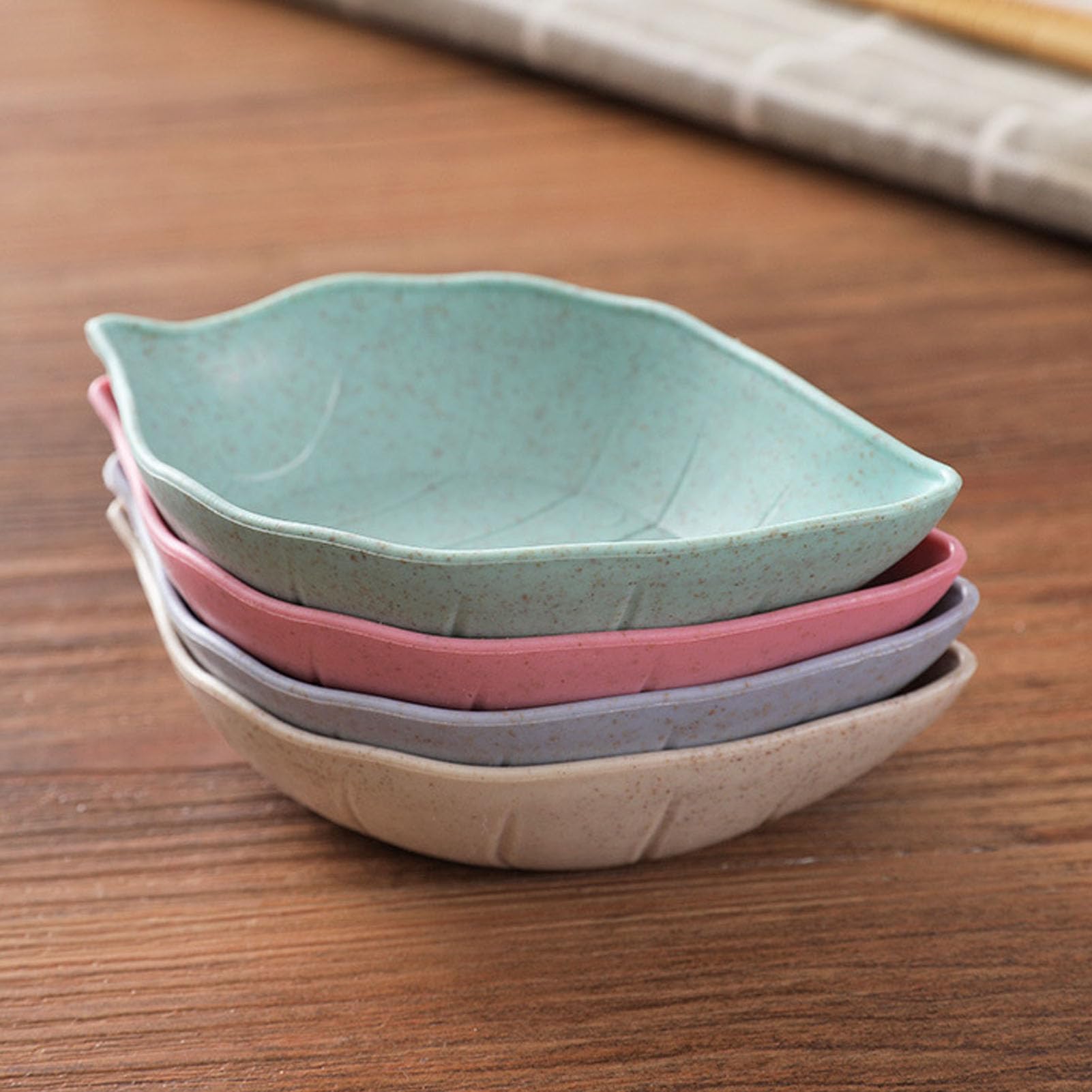 6 Pcs Leaf Shape Chutney Plates – Appetizer & Condiment Dishes (Random Colors)