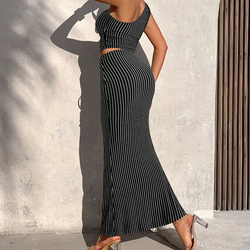 Elegant Asymmetrical Crop Top and High-Waist Skirt Set