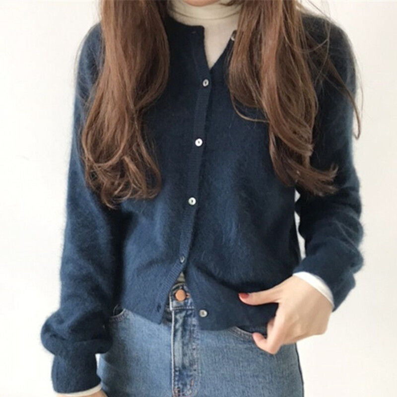 Women's 100% Wool Cardigan – Round Neck, Cozy & Stylish