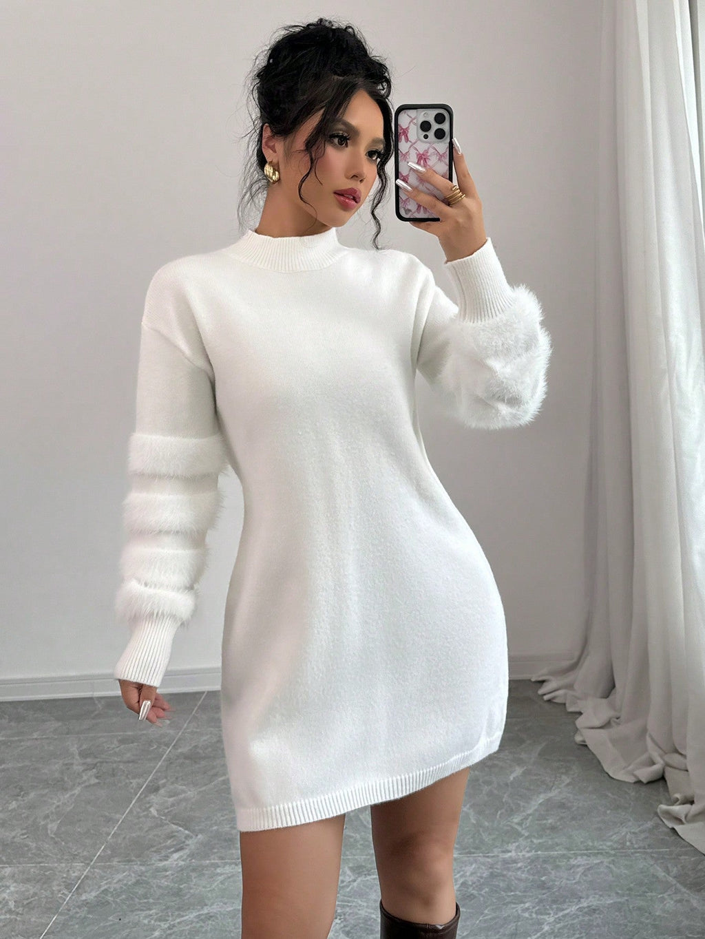 Knitted long-sleeved dress