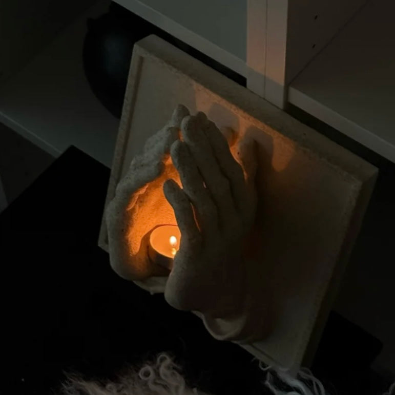 ✝️🙏Praying Hands--A Perfect Blend of Warmth and Wishes